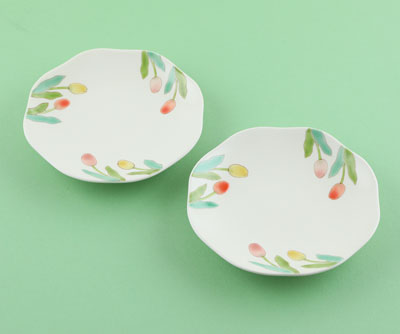 「色絵チューリップ皿」2024年各径18×高3㎝